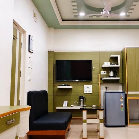 Hotel Samrat Baharampur Εξωτερικό φωτογραφία
