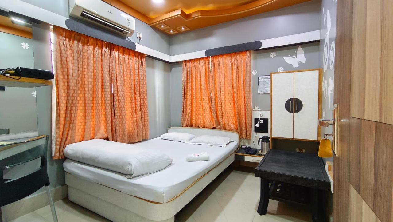 Hotel Samrat Baharampur Εξωτερικό φωτογραφία