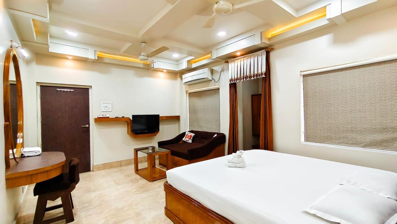 Hotel Samrat Baharampur Εξωτερικό φωτογραφία