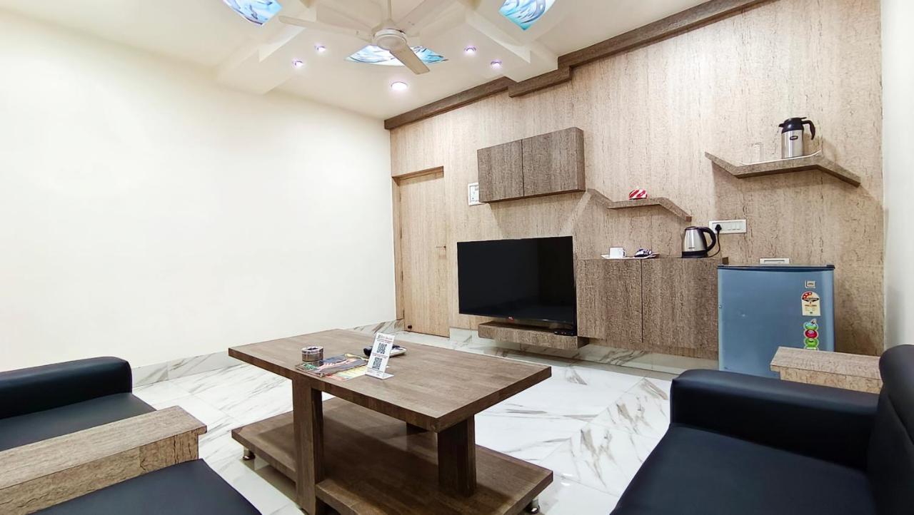 Hotel Samrat Baharampur Εξωτερικό φωτογραφία