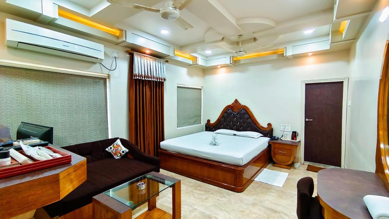 Hotel Samrat Baharampur Εξωτερικό φωτογραφία