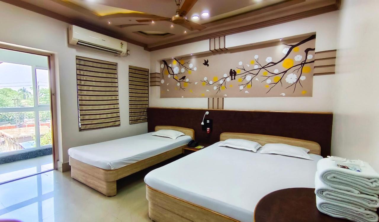 Hotel Samrat Baharampur Εξωτερικό φωτογραφία