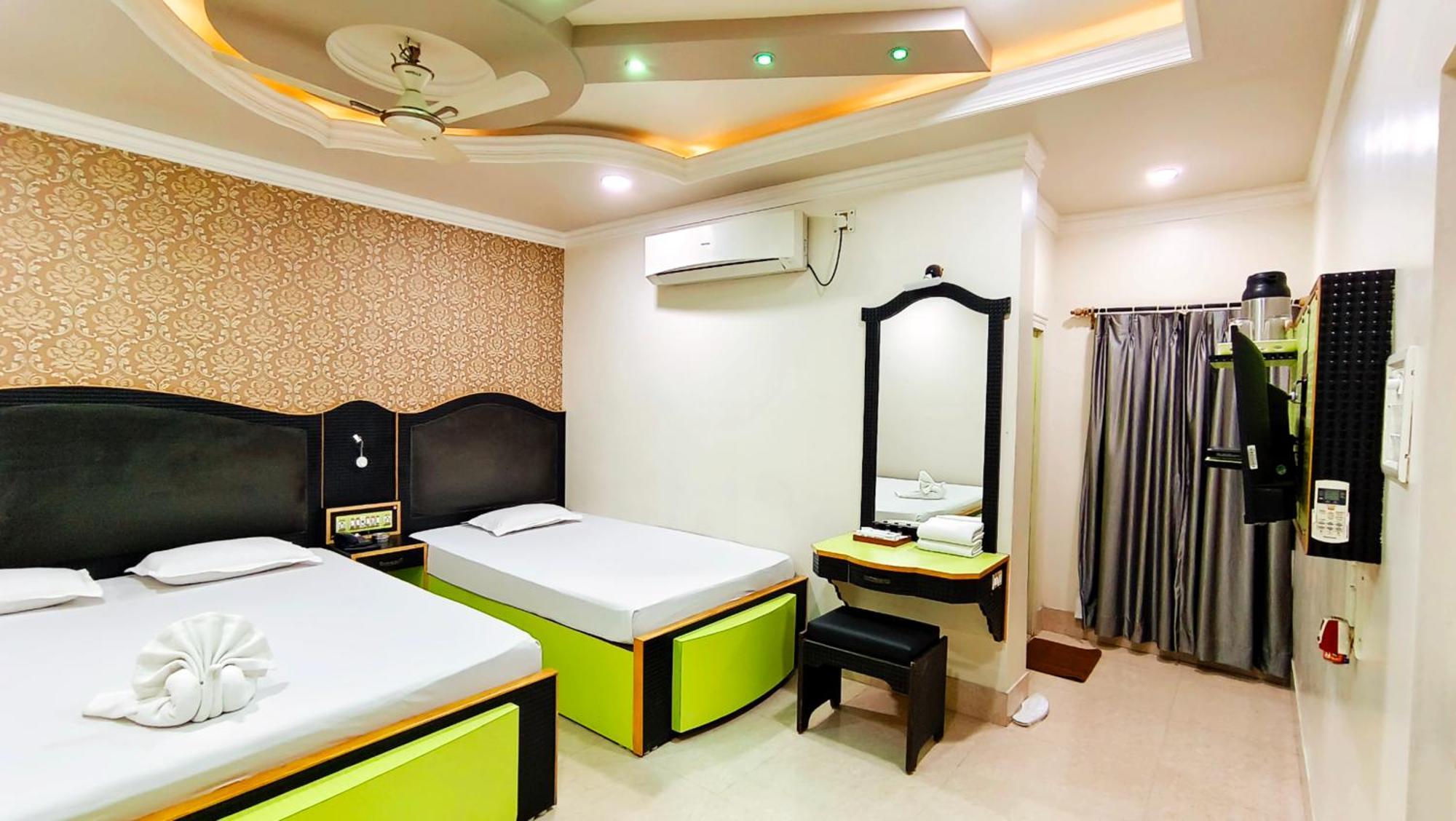 Hotel Samrat Baharampur Εξωτερικό φωτογραφία