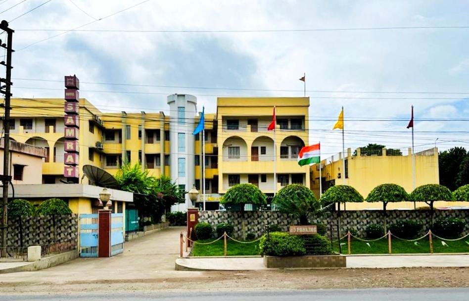 Hotel Samrat Baharampur Εξωτερικό φωτογραφία
